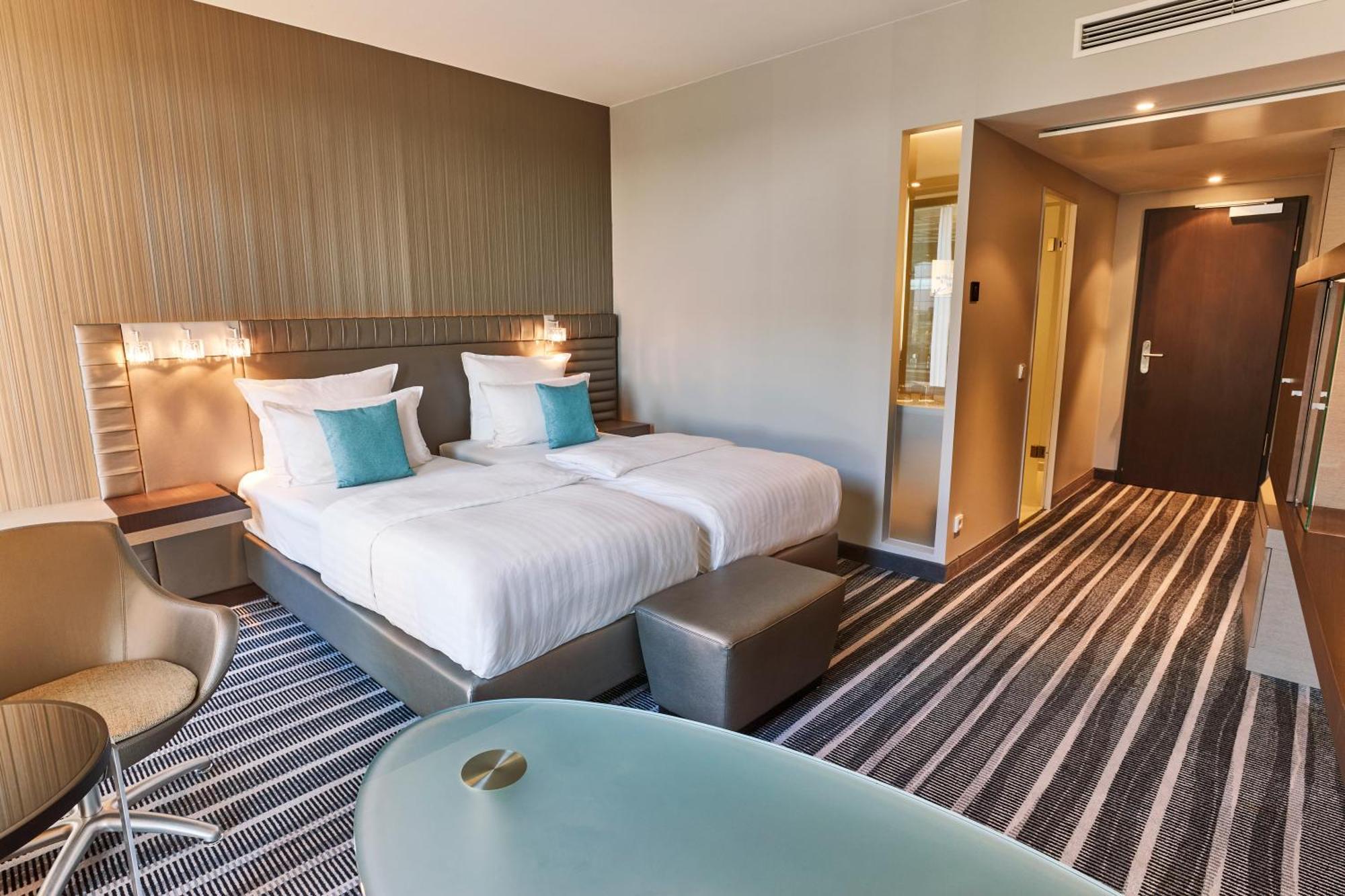 Superior Twin Room,1284902974:JPEG